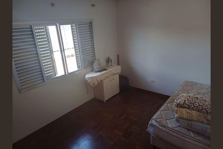 Casa à venda com 260m², 3 quartos e 3 vagas