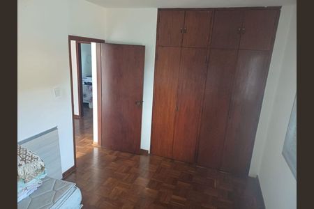 Casa à venda com 3 quartos, 260m² em Jardim Vivan, São Paulo