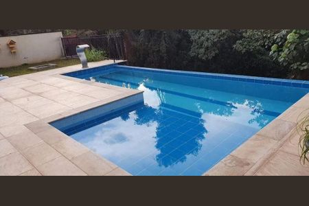 Casa à venda com 4 quartos, 328m² em Tarumã, Barueri