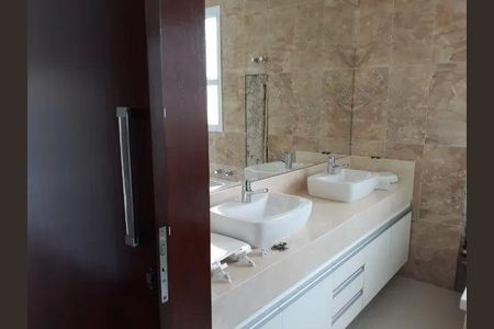 Casa à venda com 4 quartos, 328m² em Tarumã, Barueri
