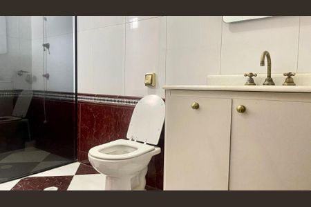 Casa à venda com 220m², 3 quartos e 2 vagas