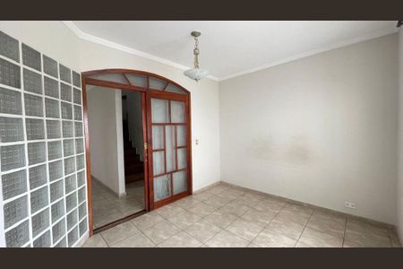 Casa à venda com 220m², 3 quartos e 2 vagas