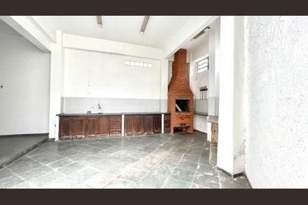 Casa à venda com 3 quartos, 220m² em Jardim Alvorada (Zona Oeste), São Paulo