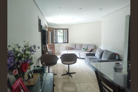 Casa à venda com 3 quartos, 220m² em Jardim Virginia Bianca, São Paulo