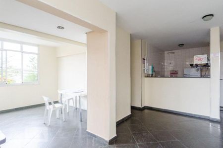 Apartamento para alugar com 70m², 2 quartos e 1 vaga Apartamento para alugar com 70m², 2 quartos e 1 vagaÁrea comum - Salão de festas