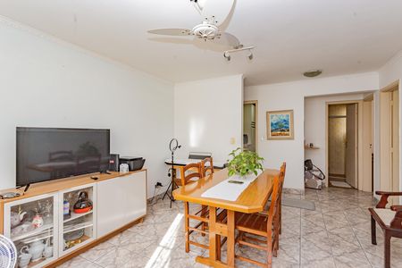 Apartamento à venda com 68m², 3 quartos e 1 vaga Apartamento à venda com 68m², 3 quartos e 1 vagaSala