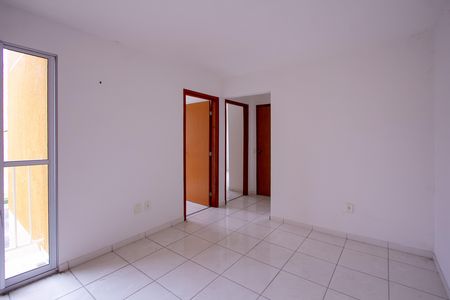 Sala de apartamento para alugar com 2 quartos, 45m² em Monjolos, São Gonçalo