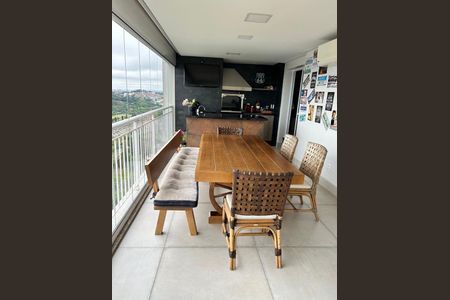 Apartamento à venda com 3 quartos, 171m² em Jardim Arpoador, São Paulo