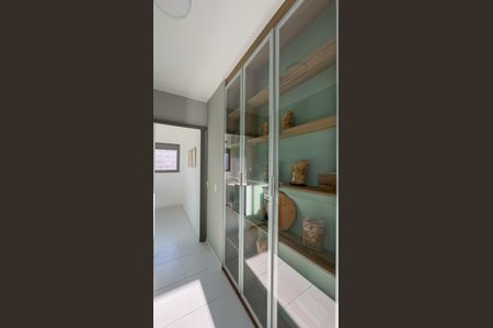 Apartamento à venda com 94m², 2 quartos e 1 vaga Apartamento à venda com 94m², 2 quartos e 1 vagaCozinha e Área de Serviço
