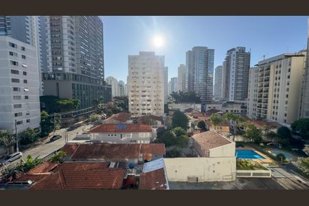 Apartamento à venda com 94m², 2 quartos e 1 vaga Apartamento à venda com 94m², 2 quartos e 1 vagaVista da Sacada