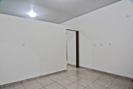 Sala de casa à venda com 2 quartos, 239m² em Vila Souza, São Paulo