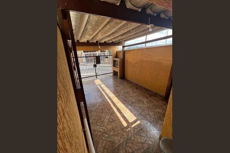 Casa à venda com 95m², 2 quartos e sem vaga