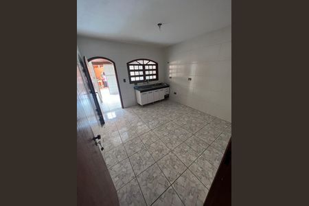 Casa à venda com 95m², 2 quartos e sem vaga
