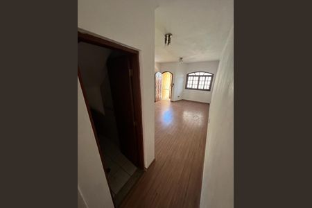 Casa à venda com 95m², 2 quartos e sem vaga