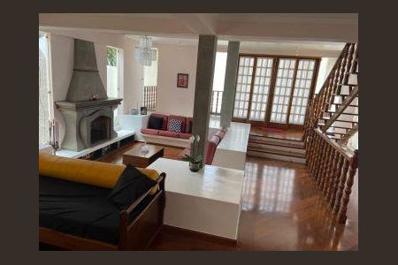 Casa à venda com 3 quartos, 312m² em Tremembé, São Paulo