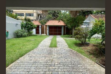 Casa à venda com 312m², 3 quartos e 3 vagas