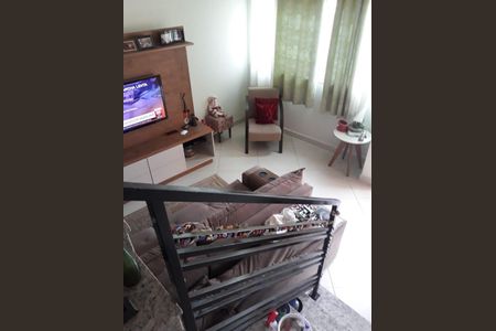 Casa à venda com 3 quartos, 90m² em Vila Rosa, São Paulo