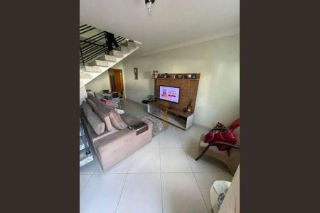 Casa à venda com 3 quartos, 90m² em Vila Rosa, São Paulo