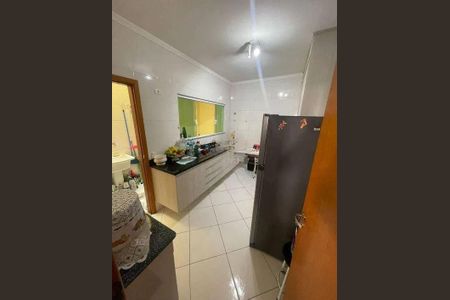 Casa à venda com 3 quartos, 90m² em Vila Rosa, São Paulo