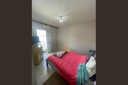 Casa à venda com 3 quartos, 90m² em Vila Rosa, São Paulo