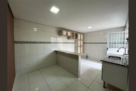 Casa à venda com 2 quartos, 125m² em Jardim São Jorge, São Paulo