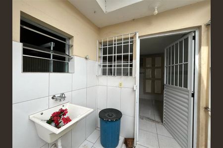 Casa à venda com 2 quartos, 125m² em Jardim São Jorge, São Paulo