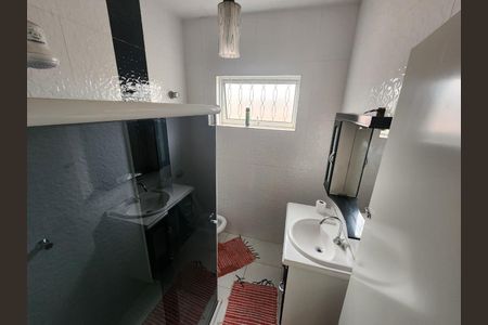 Casa à venda com 194m², 3 quartos e 3 vagas