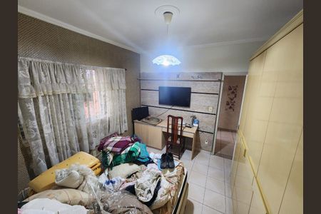 Casa à venda com 194m², 3 quartos e 3 vagas