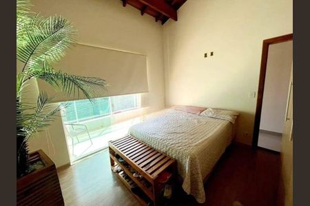 Casa à venda com 6 quartos, 280m² em Vila Irmaos Arnoni, São Paulo