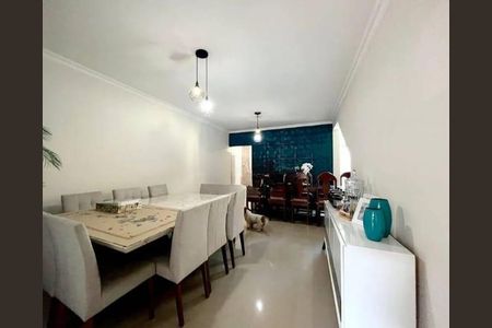 Casa à venda com 6 quartos, 280m² em Vila Irmaos Arnoni, São Paulo