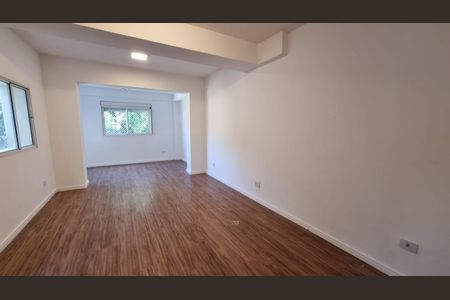 Casa para alugar com 1 quarto, 130m² em Santa Cecilia, São Paulo