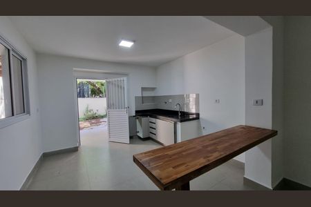 Casa para alugar com 130m², 1 quarto e sem vaga
