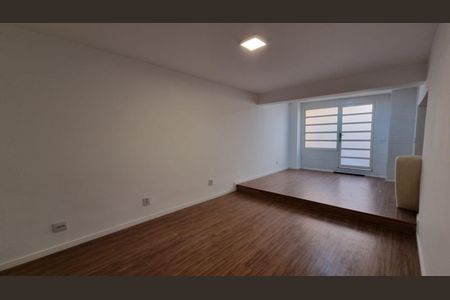 Casa para alugar com 1 quarto, 130m² em Santa Cecilia, São Paulo