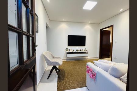 Casa à venda com 130m², 2 quartos e 2 vagas