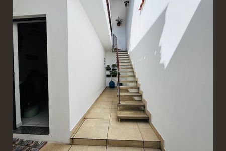 Casa à venda com 130m², 2 quartos e 2 vagas