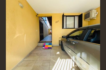 Casa à venda com 130m², 2 quartos e 2 vagas