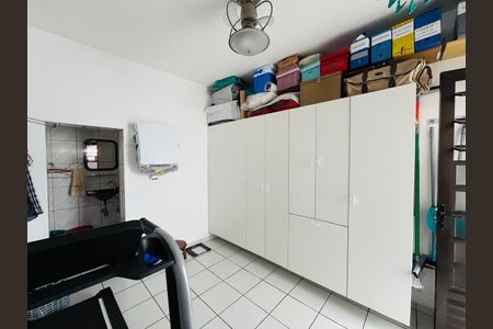 Casa à venda com 2 quartos, 130m² em Chácara São João, São Paulo