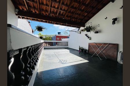 Casa à venda com 130m², 2 quartos e 2 vagas