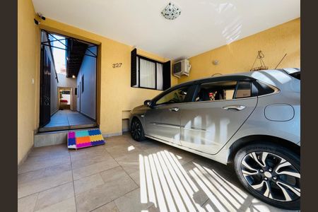 Casa à venda com 130m², 2 quartos e 2 vagas