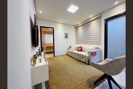 Casa à venda com 2 quartos, 130m² em Chácara São João, São Paulo