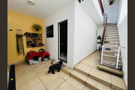 Casa à venda com 130m², 2 quartos e 2 vagas