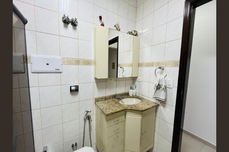 Casa à venda com 130m², 2 quartos e 2 vagas