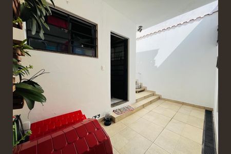 Casa à venda com 130m², 2 quartos e 2 vagas