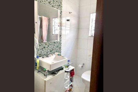 Casa à venda com 3 quartos, 148m² em Vila Mangalot, São Paulo