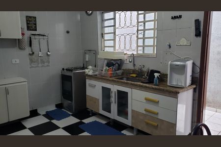 Casa à venda com 150m², 2 quartos e 7 vagas