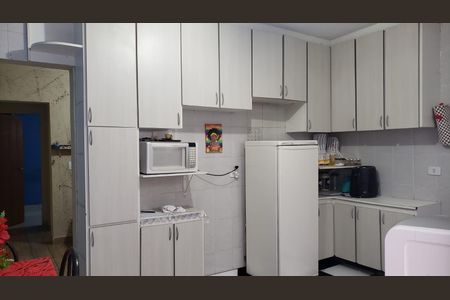 Casa à venda com 150m², 2 quartos e 7 vagas