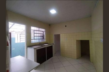 Casa à venda com 3 quartos, 75m² em Vila Penteado, São Paulo