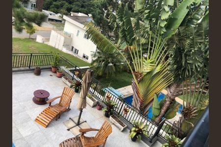 Casa à venda com 4 quartos, 411m² em Alphaville, Barueri
