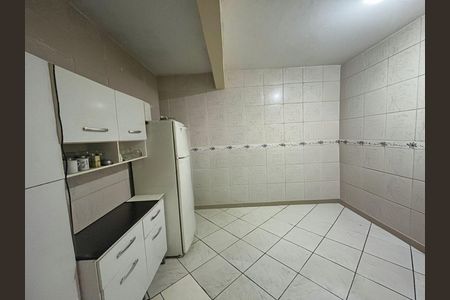 Casa à venda com 3 quartos, 300m² em Jardim Guarani, São Paulo