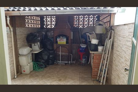 Casa à venda com 90m², 2 quartos e 1 vaga